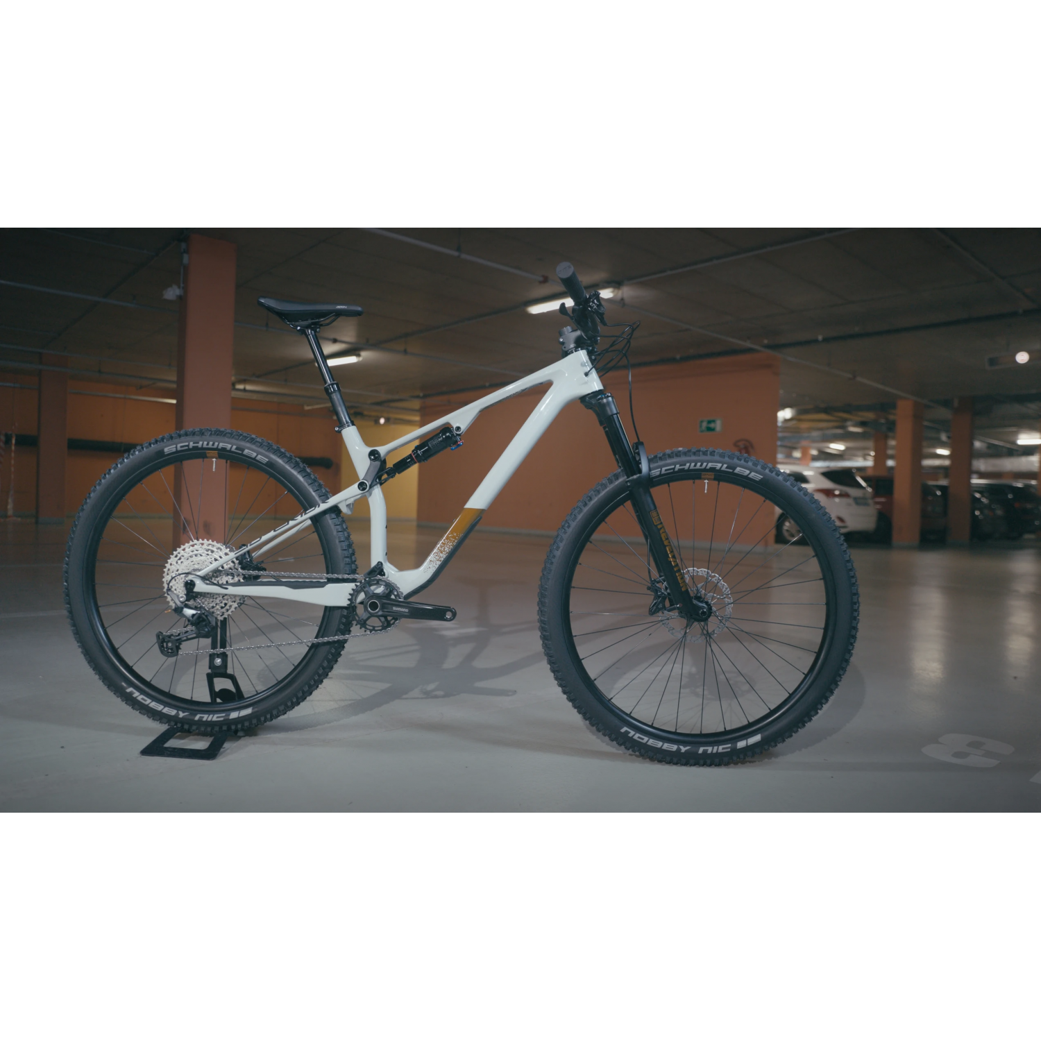 XF 929TR 29'er GLOSS GREY/COPPER